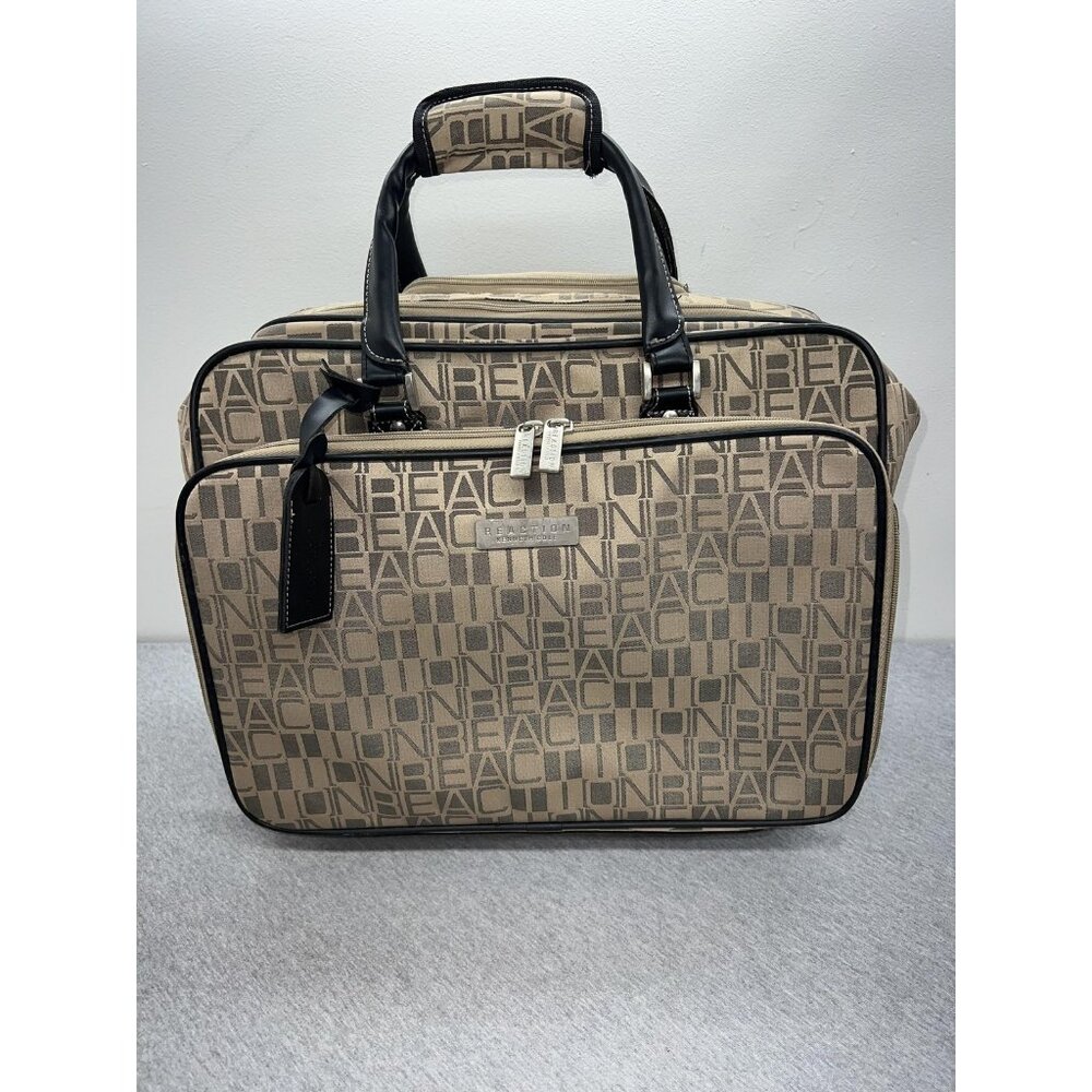 Kenneth‎ Cole Reaction Beige 17" Under seat Rolling Carry On Laptop Bag Wheels